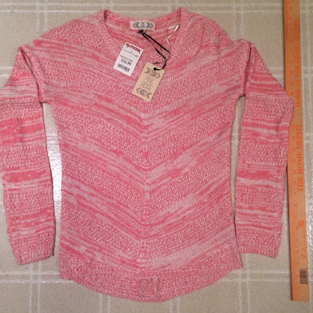 Women’s Pink Rose Sweater